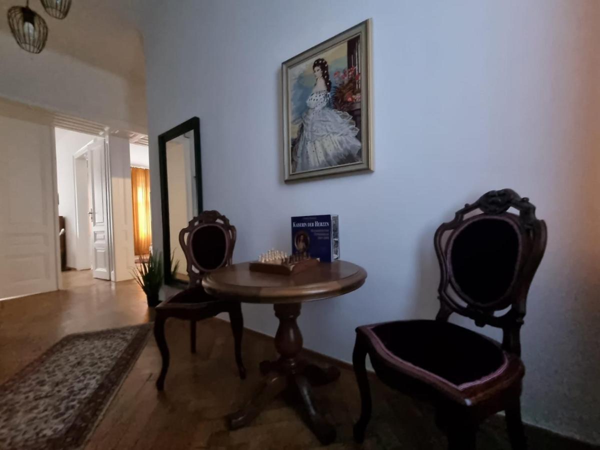 Apartment Art Nouveau Wien